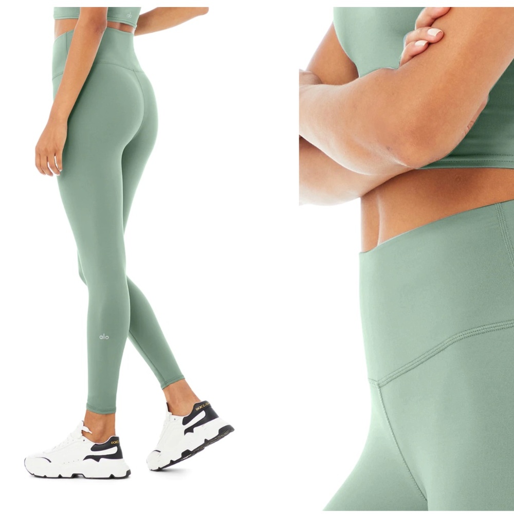 Alo Yoga 7/8 High-Waist Airbrush Legging - Soft Seagrass